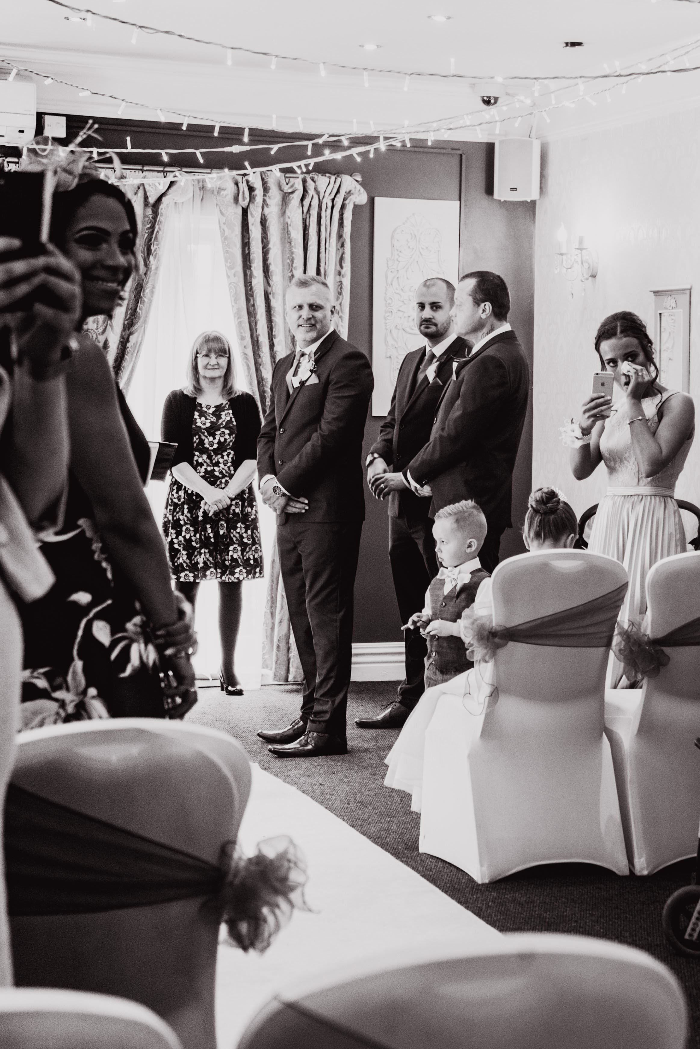 first look from groom at dimple well