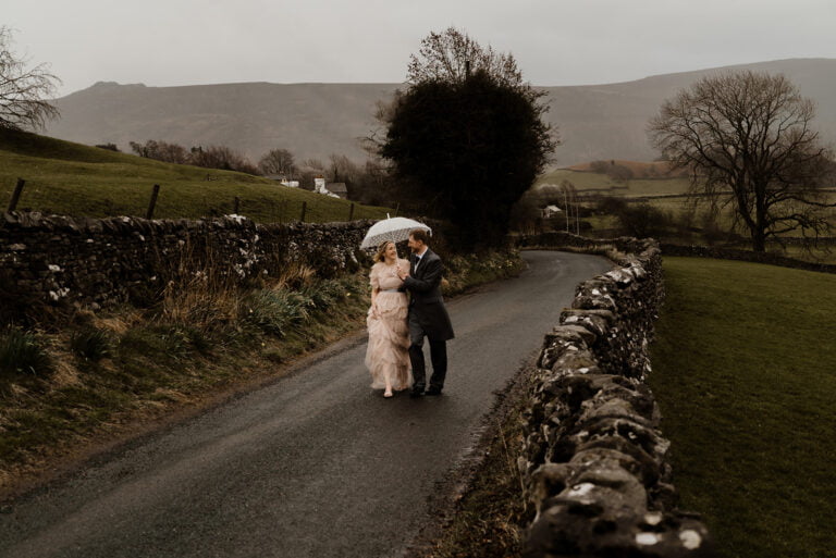 L + L | Appletreewick Cruck Barn Wedding