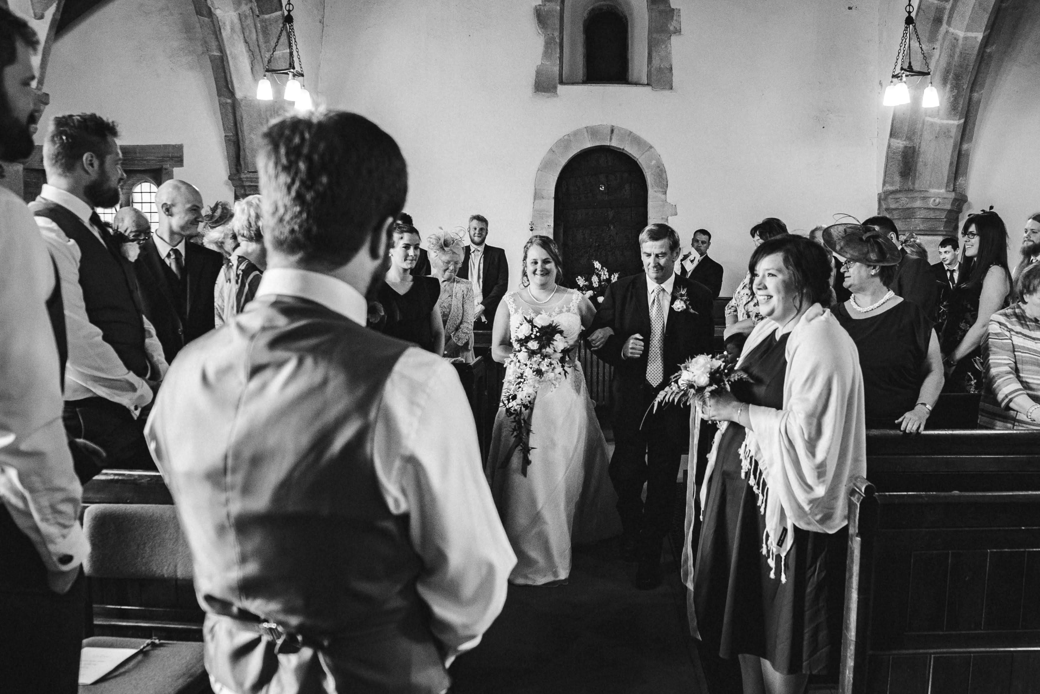 Bride seeing groom for the first time